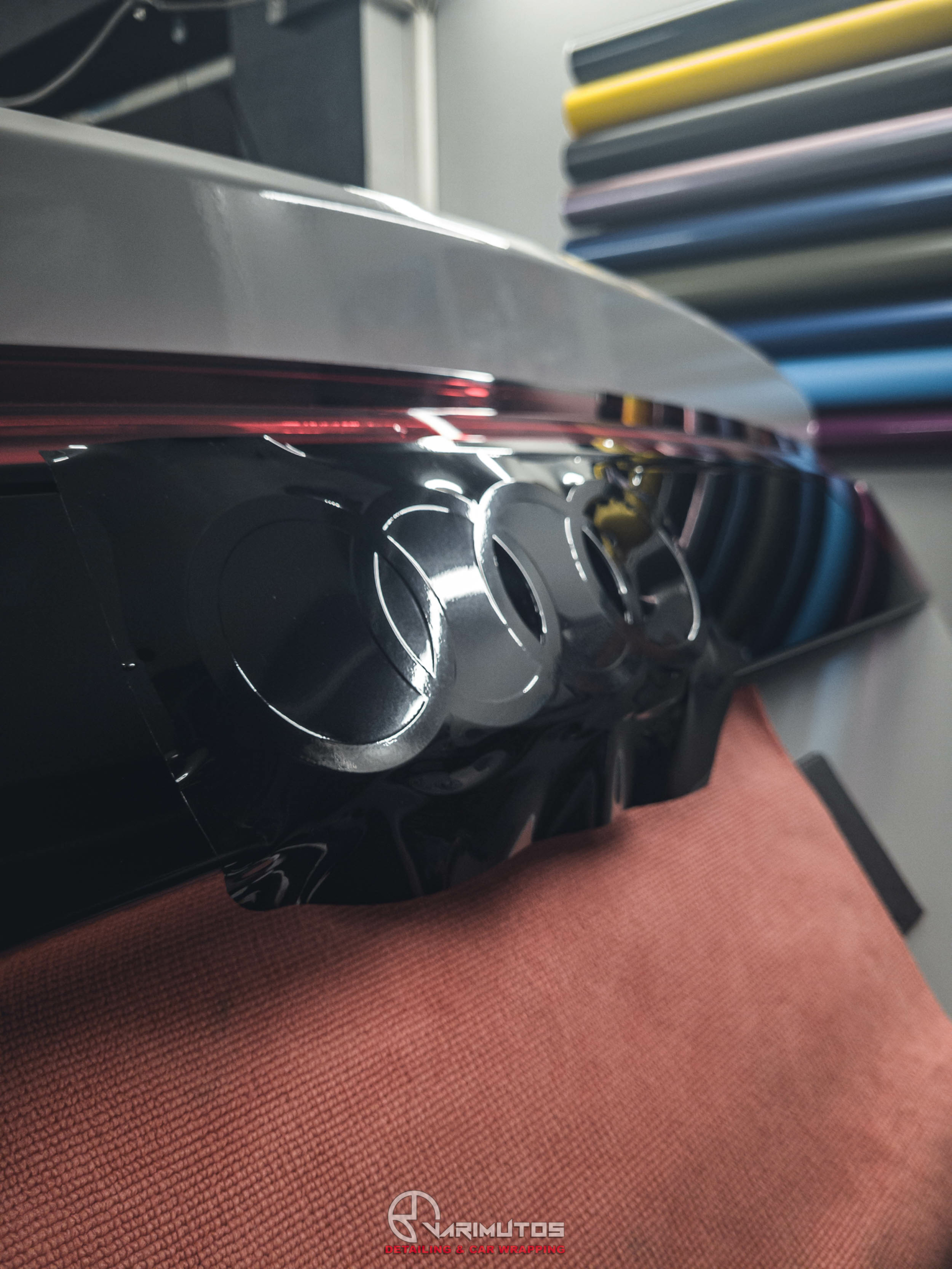 Audi Q8 Full Wrap Avery Varimutos 21